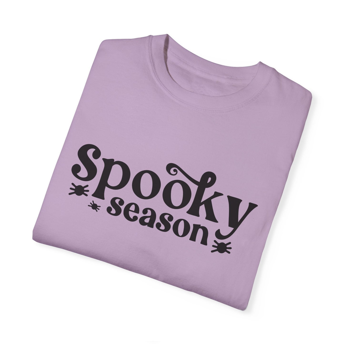 Spooky Season Shirt, Graphic Halloween Top, Womens Fall Graphic Tee, Halloween Party Shirt, Creepy Crewneck, Trendy Halloween Top, Fall Gift