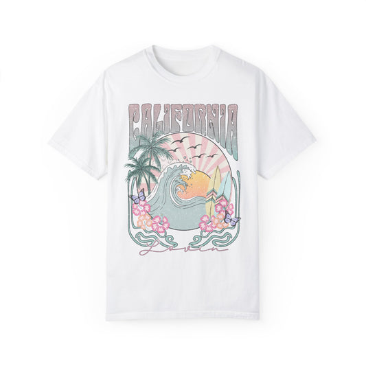 California Lovin Beach Bum T-shirt, Unisex Graphic Tee, Retro Vintage Ocean Lover Gift, Surfer Girl Tee, Spring Break Shirt, Summer Vibes